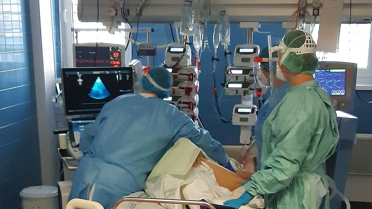 Nemocnice ze Zlínska volají o pomoc: Jsme na 95 procentech možného